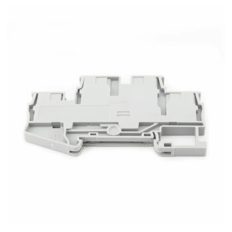 PTTB4 betáplálás a Din-sín terminálblokkon keresztül